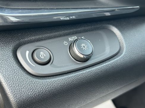 Used 2026 Buick Envista Preferred w/ Convenience I Package FWD image 14