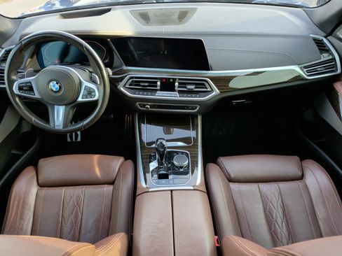 Used 2021 BMW X5 M50i w/ Premium Package image 32