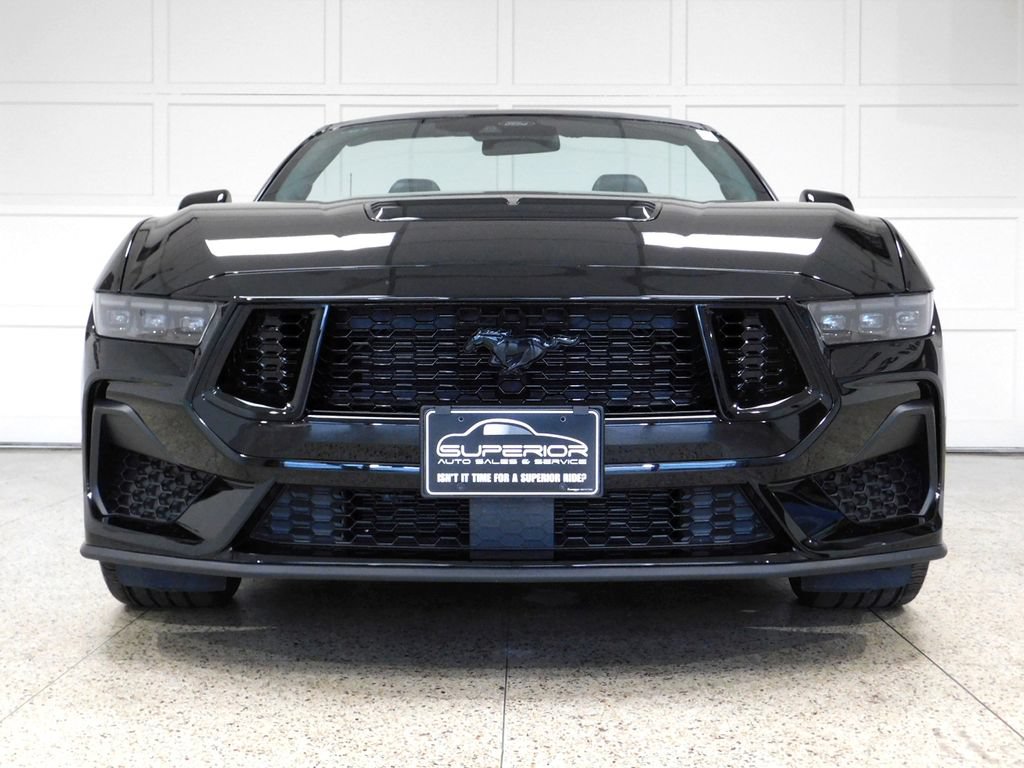 Used 2025 Ford Mustang GT Premium RWD image 5