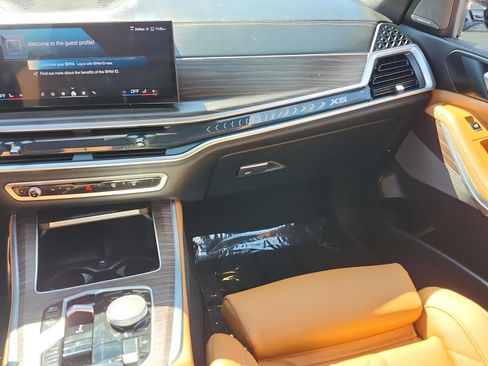 Certified 2024 BMW X5 xDrive50e w/ M Sport Package image 14