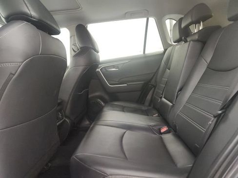 Used 2025 Toyota RAV4 XLE Premium FWD image 10
