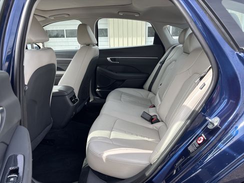 Used 2021 Hyundai Sonata Limited FWD image 16