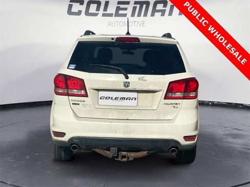 Used 2012 Dodge Journey SXT w/ Flexible Seating Group image 4