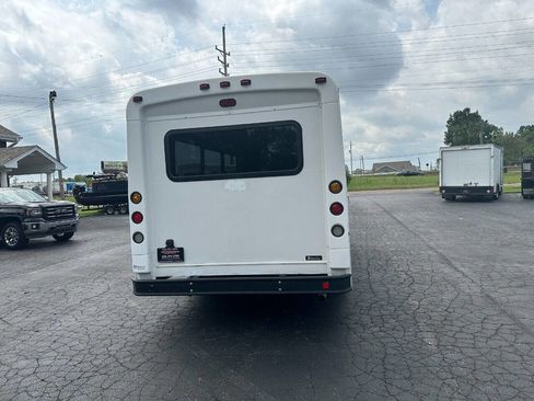 Used 2014 Ford E-450 and Econoline 450 Super Duty w/ Shuttle Bus Prep Package image 4