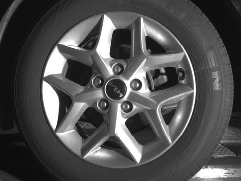 Used 2025 Kia Soul LX w/ LX Technology Package FWD image 14