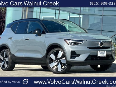 Certified 2023 Volvo XC40 Recharge Ultimate image 1
