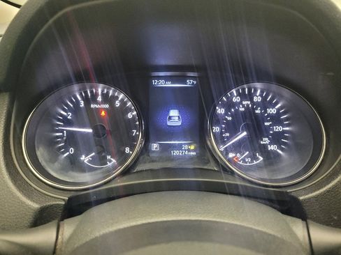 Used 2017 Nissan Rogue S FWD image 25