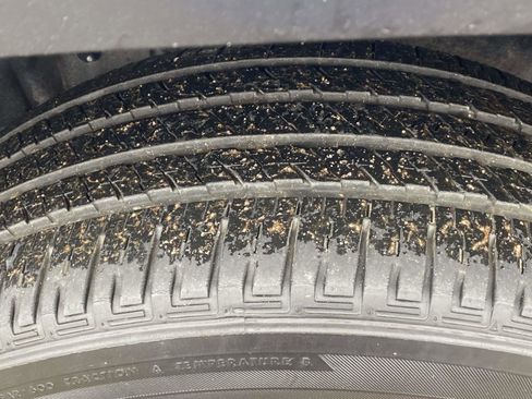 Certified 2024 Jeep Grand Cherokee Altitude image 21