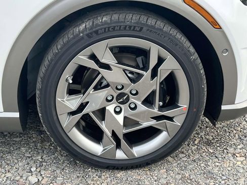 New 2024 Genesis GV60 Performance AWD/4WD image 9