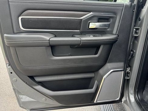New 2026 RAM 3500 Laramie AWD/4WD image 20