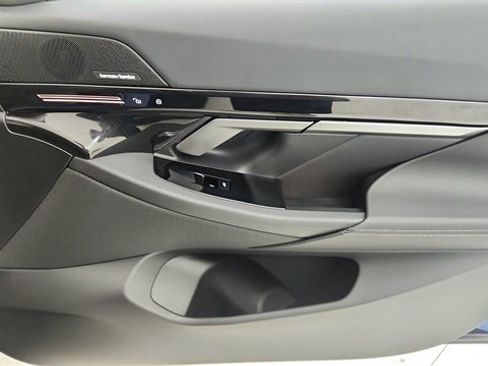 Used 2026 BMW 530i image 23