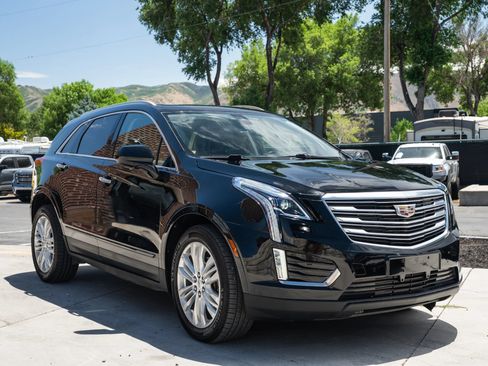 Used 2018 Cadillac XT5 Premium Luxury AWD/4WD image 12