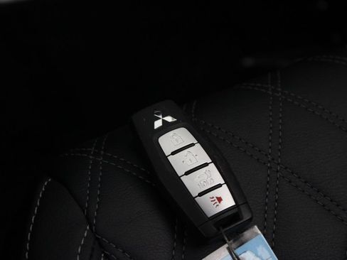 Used 2023 Mitsubishi Outlander 4WD Plug-In Hybrid image 30