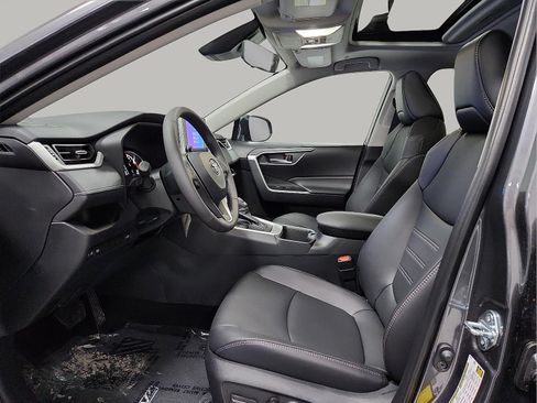 Certified 2025 Toyota RAV4 XLE Premium FWD image 10