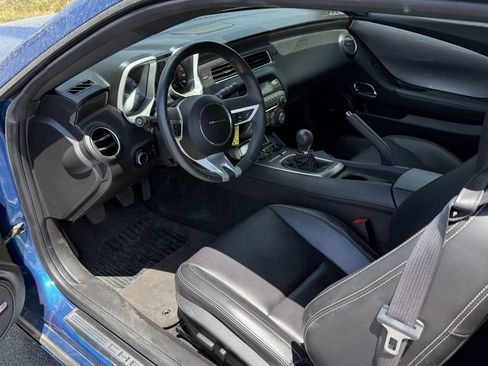 Used 2010 Chevrolet Camaro SS w/ RS Package RWD image 3