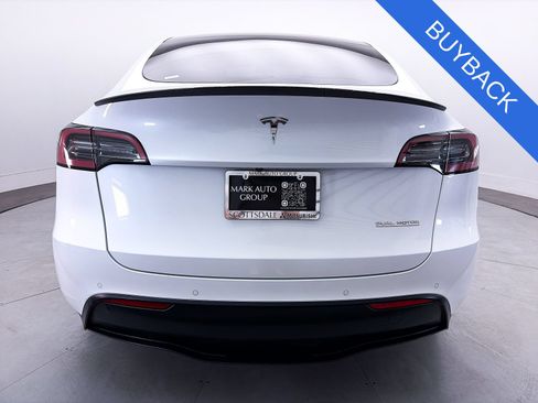 Used 2022 Tesla Model Y Performance AWD/4WD image 13