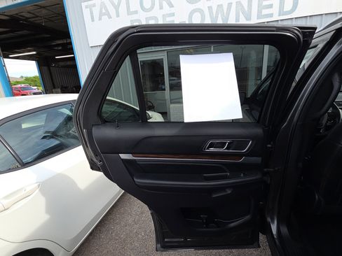 Used 2019 Ford Explorer Limited AWD/4WD image 12