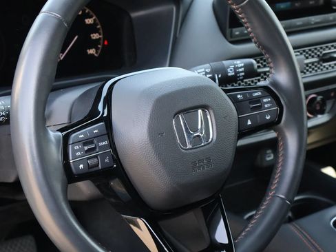 Certified 2025 Honda HR-V Sport image 17