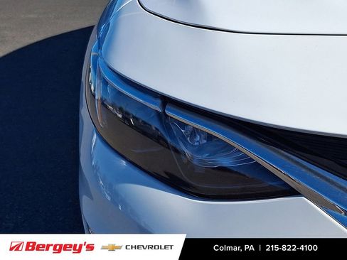 Used 2024 Chevrolet Malibu LT image 11