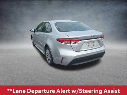 Used 2023 Toyota Corolla LE FWD image 10