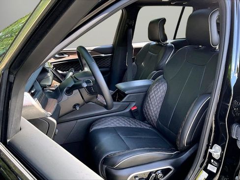 Certified 2025 Jeep Grand Cherokee Summit AWD/4WD image 22
