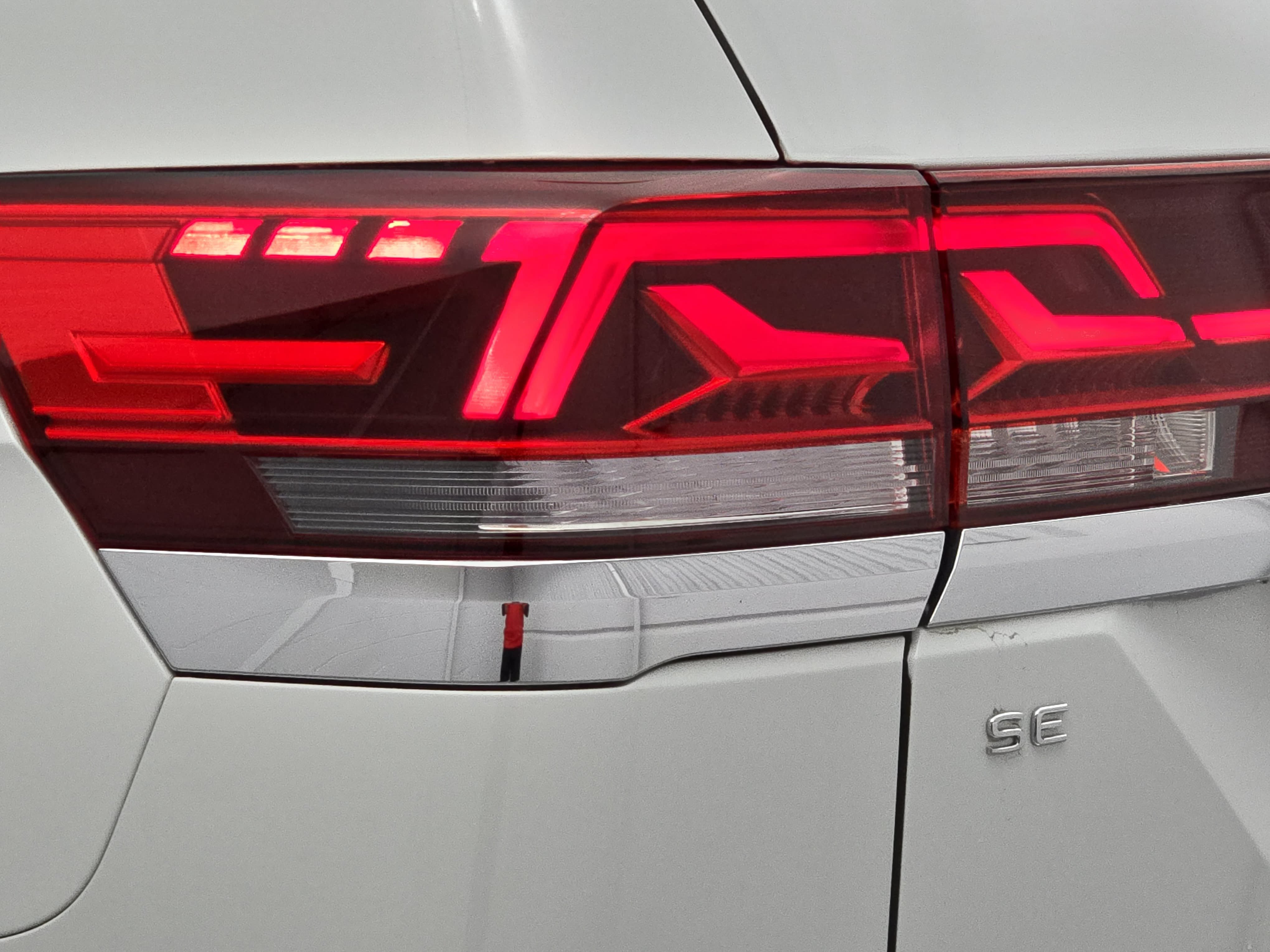 Certified 2024 Volkswagen Atlas SE AWD/4WD image 35