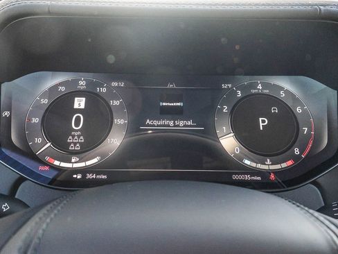 New 2026 Land Rover Range Rover Long Wheelbase SE image 31