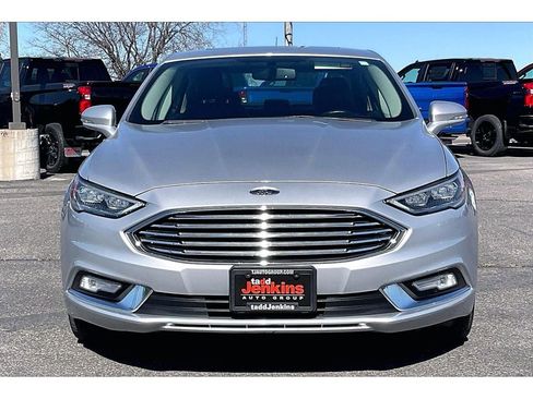 Used 2017 Ford Fusion Titanium FWD image 3
