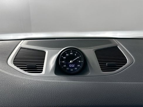 New 2026 Porsche Cayenne image 24