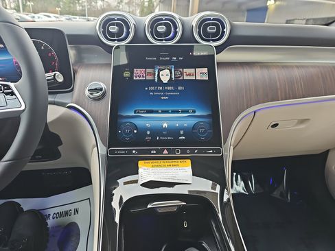 New 2026 Mercedes-Benz GLC 300 4MATIC image 21
