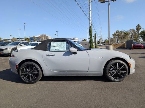 New 2025 MAZDA MX-5 Miata Grand Touring w/ Weather Package image 9
