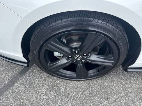 Used 2025 Honda Accord Sport image 39