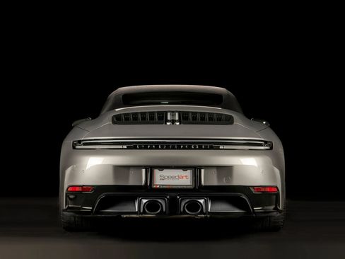 Used 2026 Porsche 911 GTS image 5