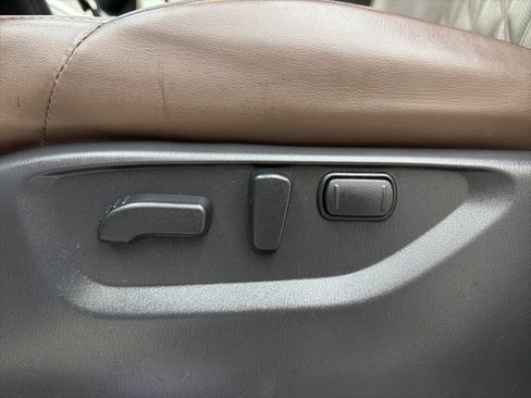 Used 2023 Nissan Armada Platinum w/ Captain's Chairs Package image 42