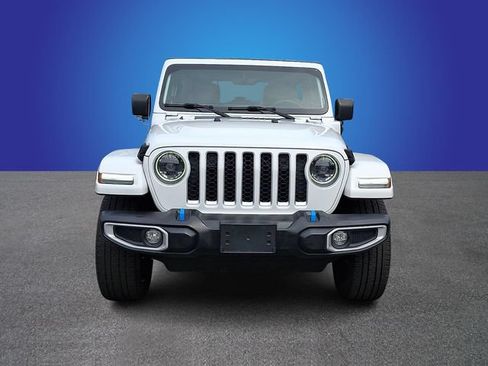 Used 2023 Jeep Wrangler Unlimited Sahara AWD/4WD image 2