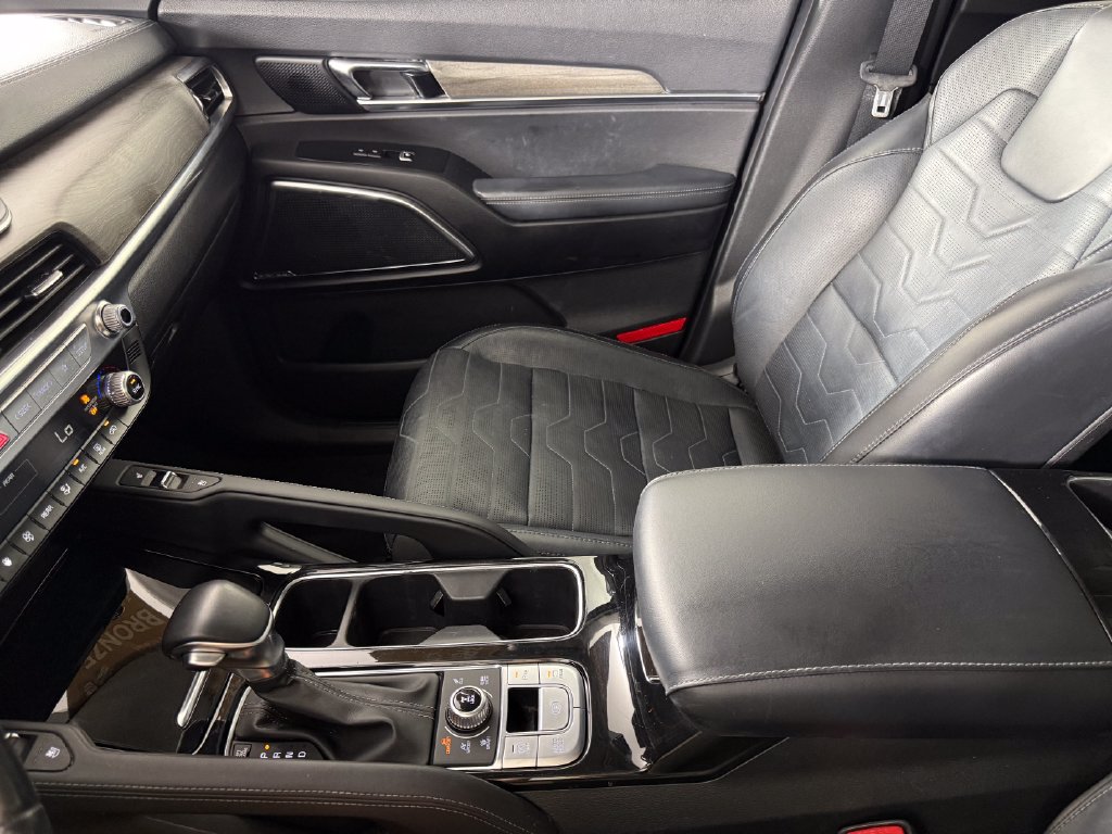 Used 2022 Kia Telluride SX w/ SX Prestige Package AWD/4WD image 22
