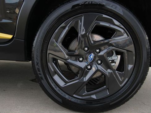 Certified 2025 Subaru Crosstrek 2.5i Sport w/ Crosstrek Mirror Package image 23