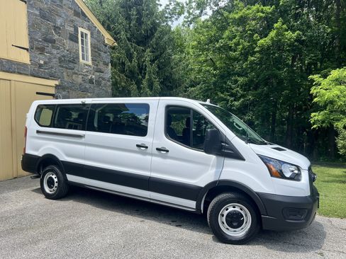 Used 2024 Ford Transit 350 XL RWD image 95