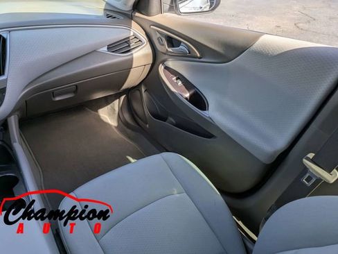 Used 2020 Chevrolet Malibu LS w/ Driver Confidence Package II image 19