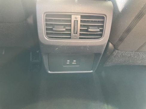 Used 2023 Nissan Rogue SV FWD image 13