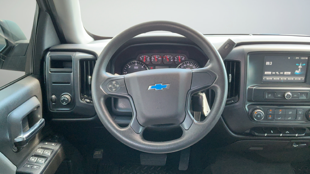 Used 2018 Chevrolet Silverado 1500 Custom w/ Texas Edition RWD image 9