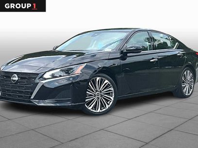 Used 2023 Nissan Altima 2.5 SL