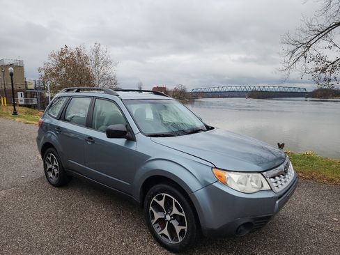 Used 2011 Subaru Forester 2.5X w/ Alloy Wheel Value Pkg image 7