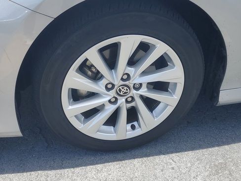 Used 2024 Toyota Camry LE image 4