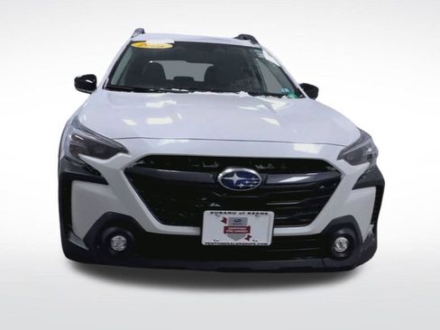 Certified 2025 Subaru Outback Premium image 4