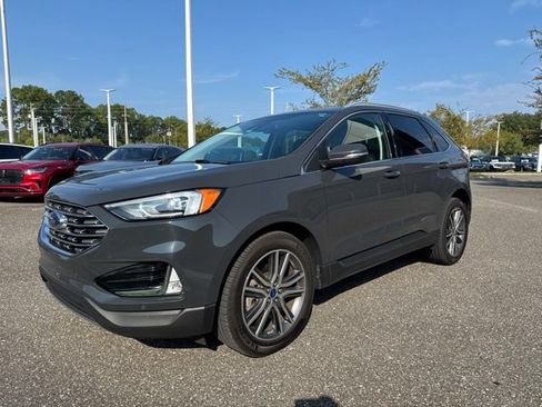 Used 2021 Ford Edge Titanium FWD image 13
