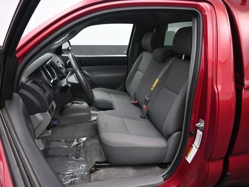 Used 2006 Toyota Tacoma 2WD Regular Cab image 13