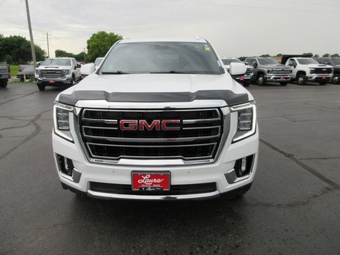 Certified 2023 GMC Yukon SLT w/ Max Trailering Package AWD/4WD image 12
