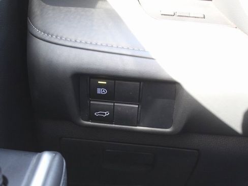 Used 2021 Toyota Highlander XSE image 30