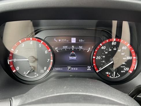 Used 2022 Nissan Titan PRO-4X w/ Pro-4x Convenience Package AWD/4WD image 21